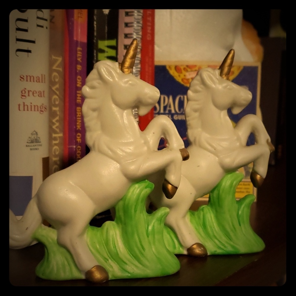Set of 2 Ceramic Unicorn Bookends